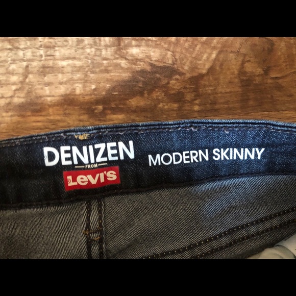 Jeans - Picture 3 of 3